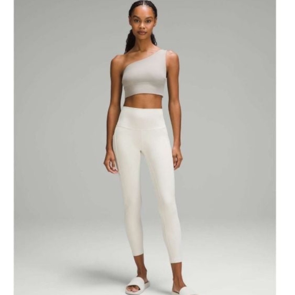 🍋 NWT LULULEMON ALIGN SET IN BONE